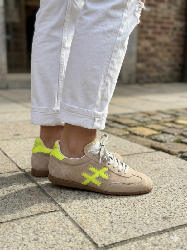 Basket sofia beige et jaune A078 Another trend